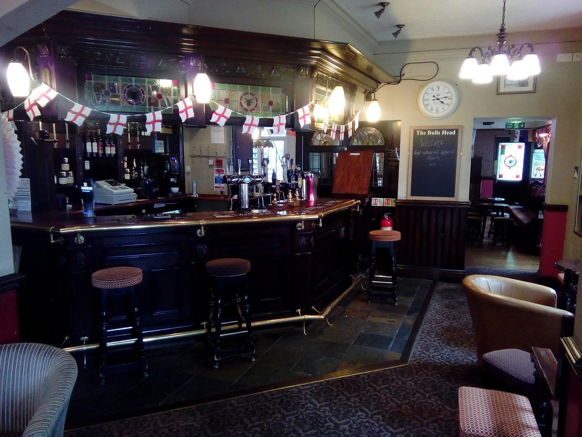 The Bulls Head Hotel Milnthorpe Kültér fotó